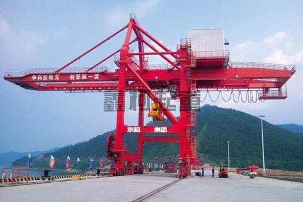 起重設備定期檢查很重要